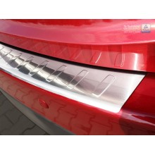 Накладка на задний бампер (матовая) Mazda 3 Hatchback (2013-/FL 2017-)